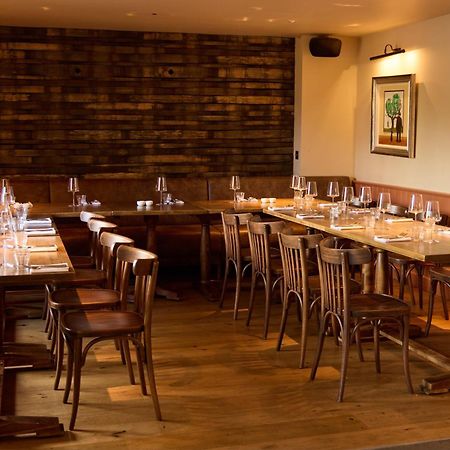 Stanton Harcourt The Harcourt Arms酒店 外观 照片 Interior of the restaurant