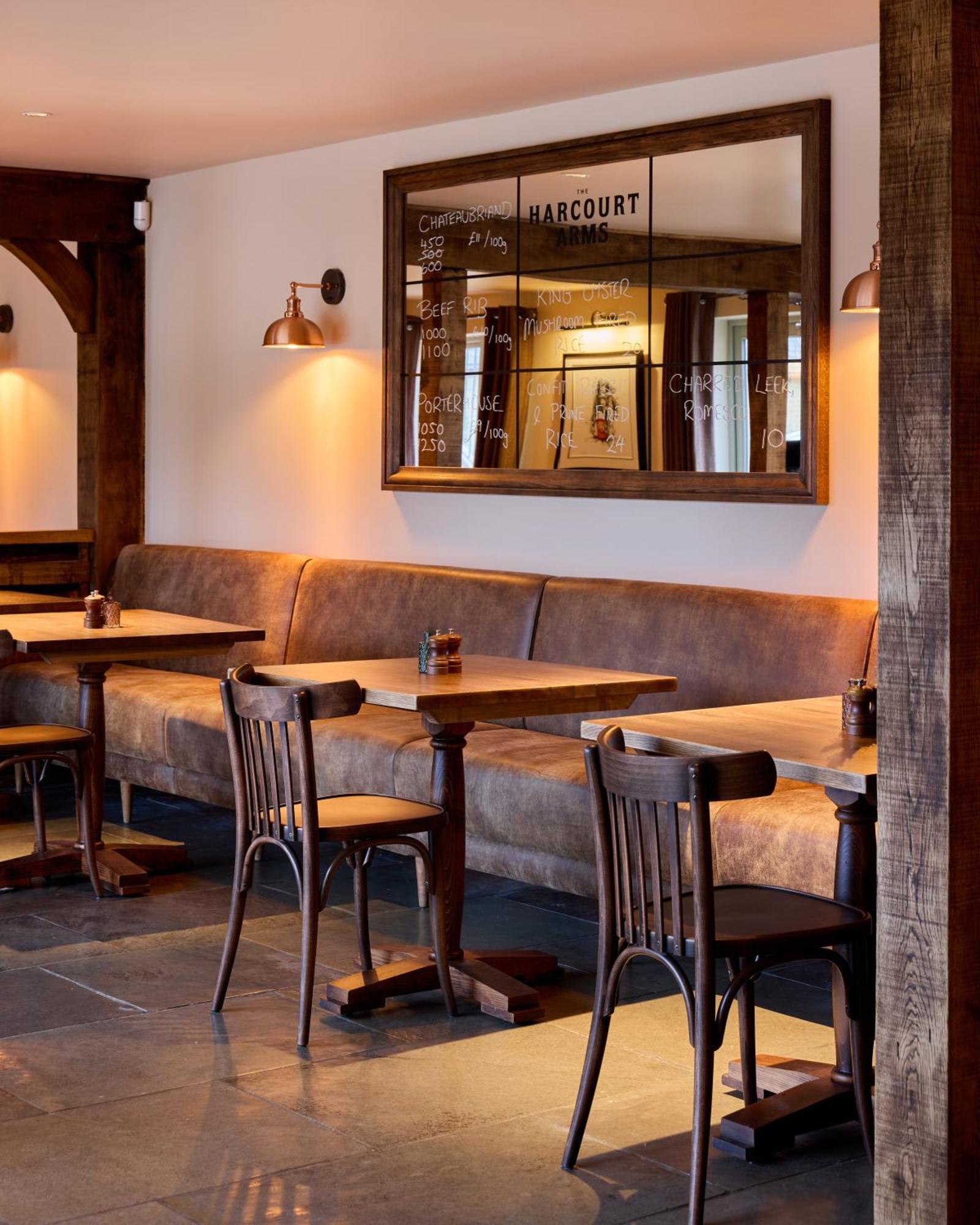 Stanton Harcourt The Harcourt Arms酒店 外观 照片 The interior of the restaurant